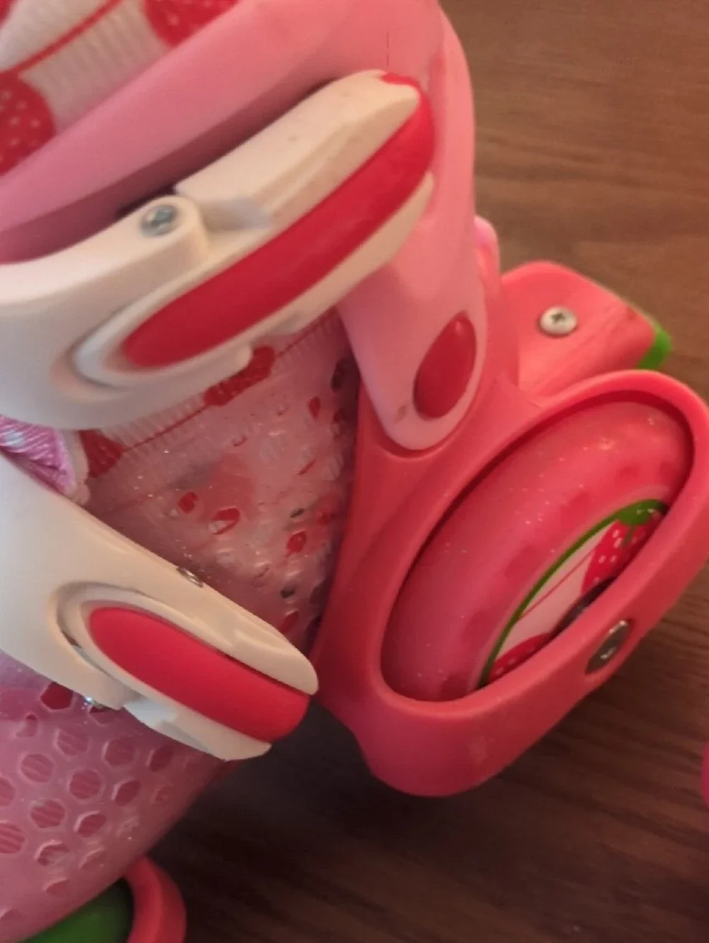 RD Kids Pink Strawberry Adjustable Roller Sneakers